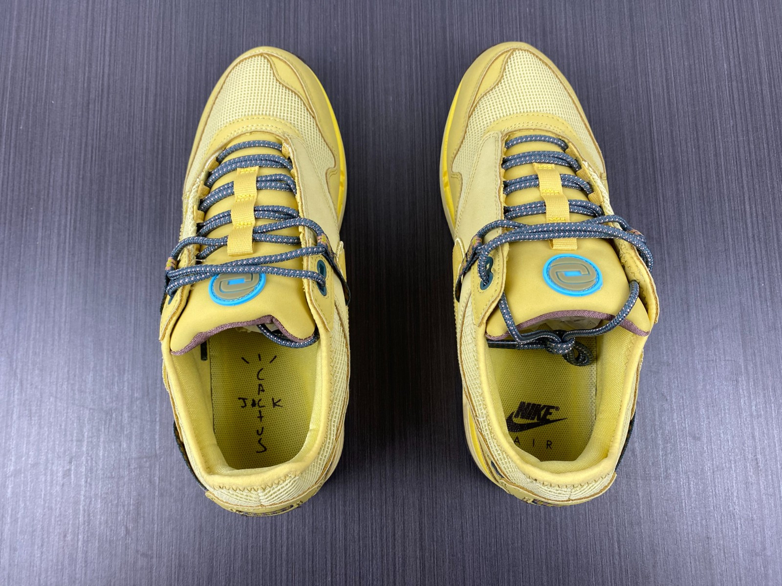 Travis Scott x Nike Air Max 1 "Wheat" DO9392-700