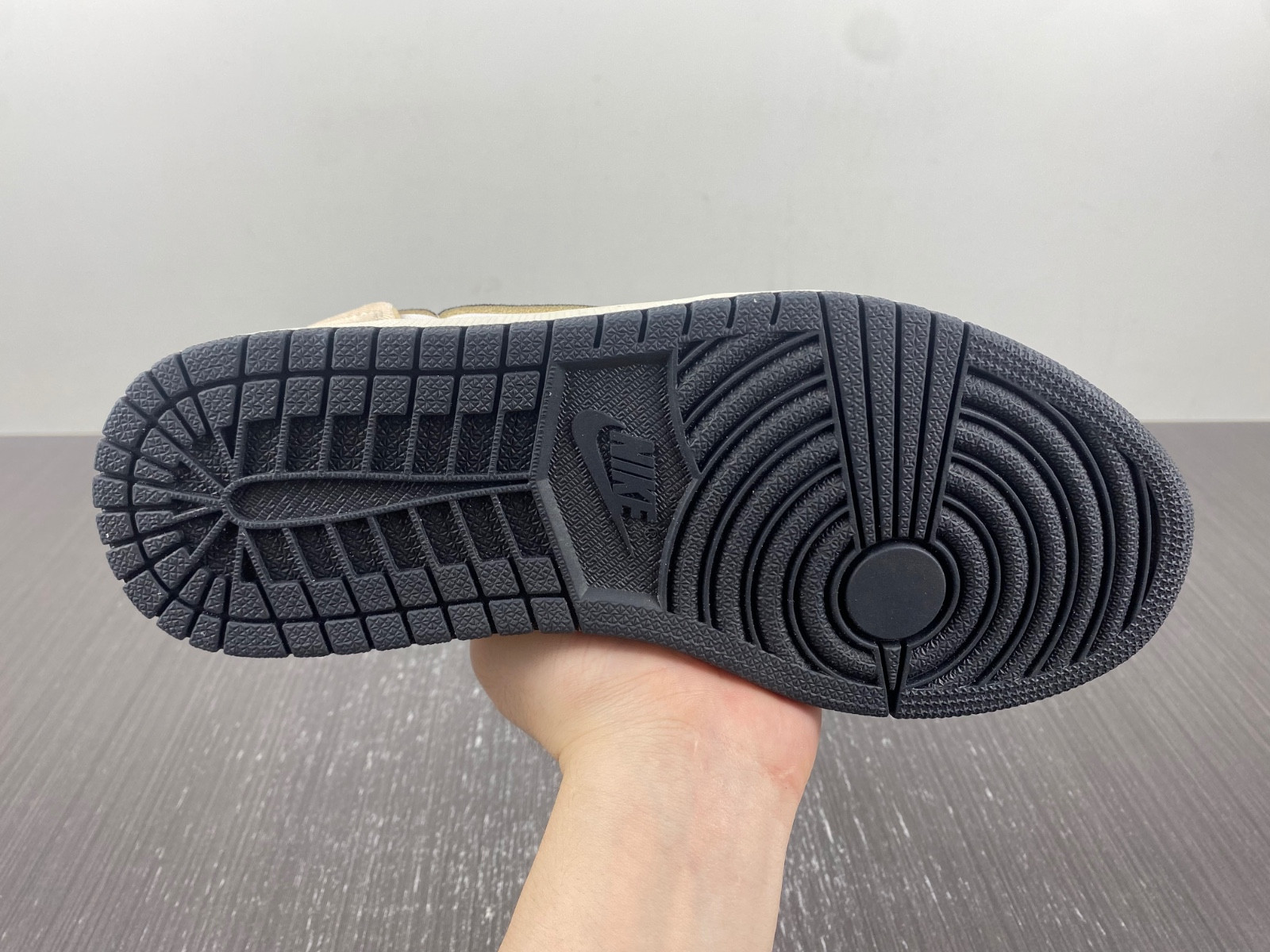 Air Jordan 1 Low OG EX "Sail" DV0982-100