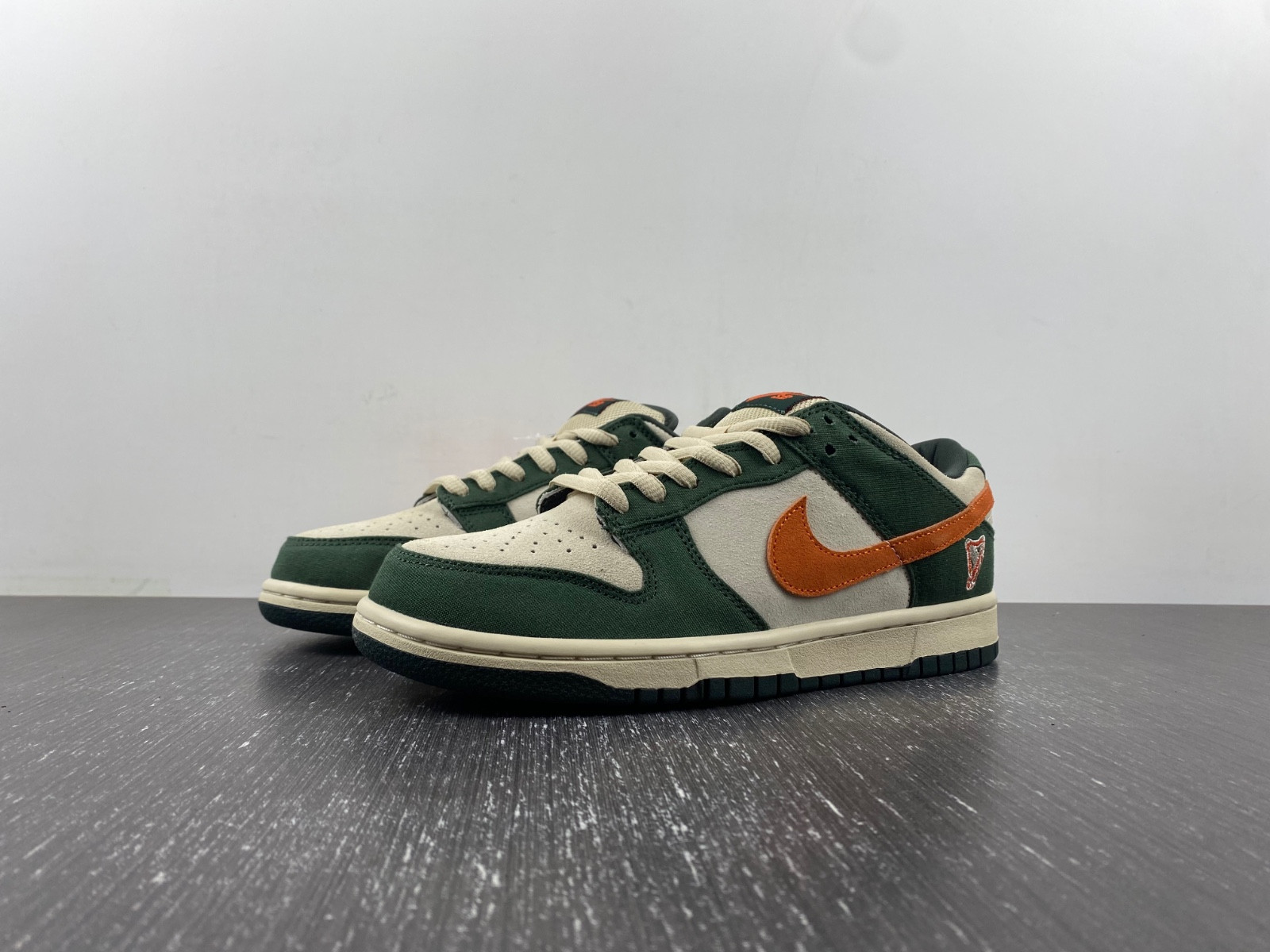 Nike SB Dunk Low Eire Men