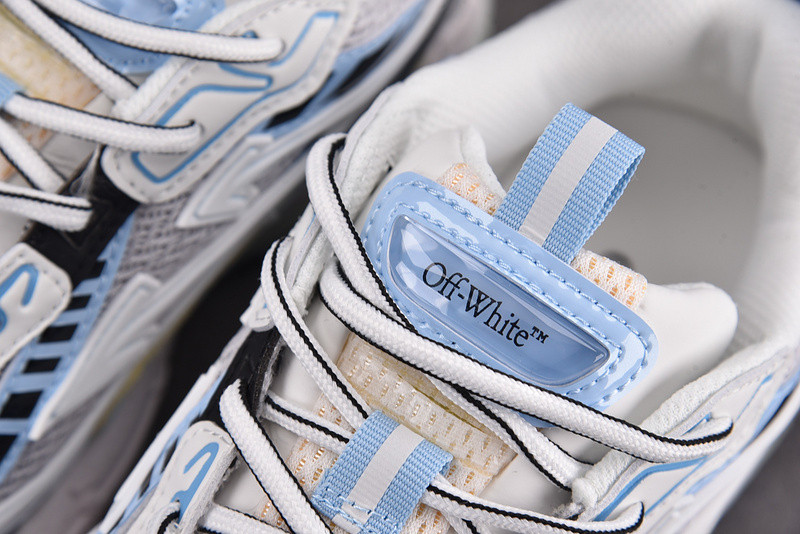 Off-White c/o Virgil Abloh