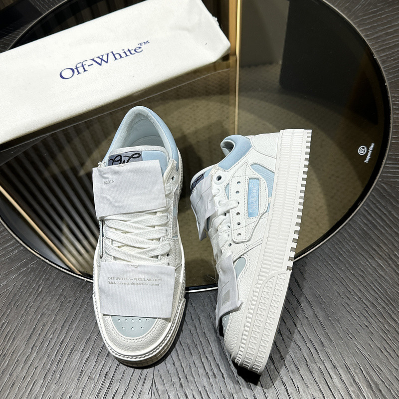 Off-White c/o Virgil Abloh