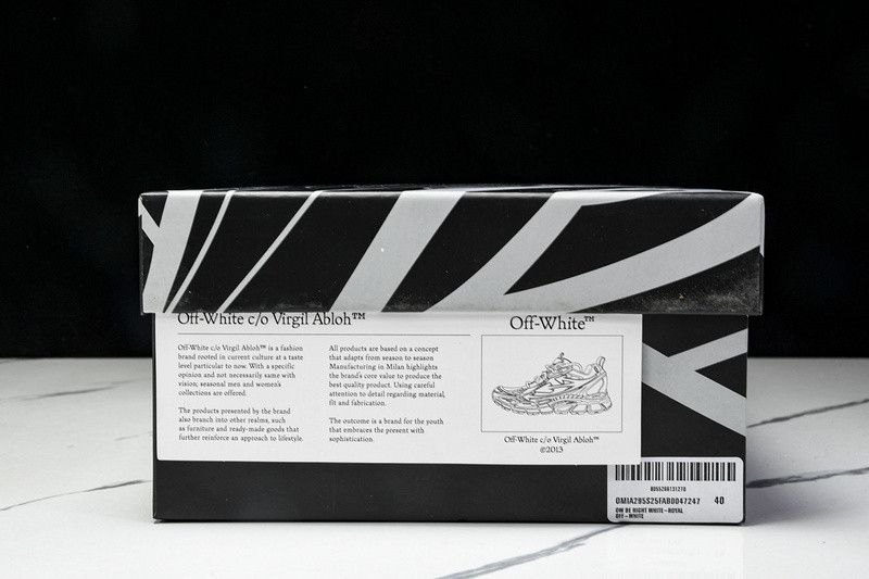 Off-White c/o Virgil Abloh