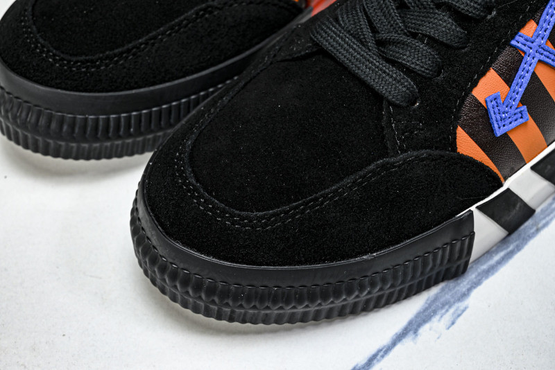 Off-White c/o Virgil Abloh