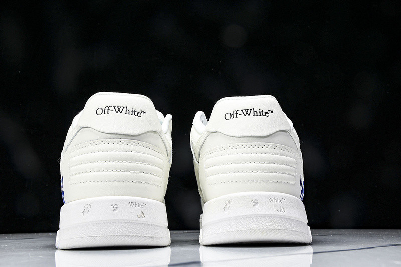 Off-White c/o Virgil Abloh