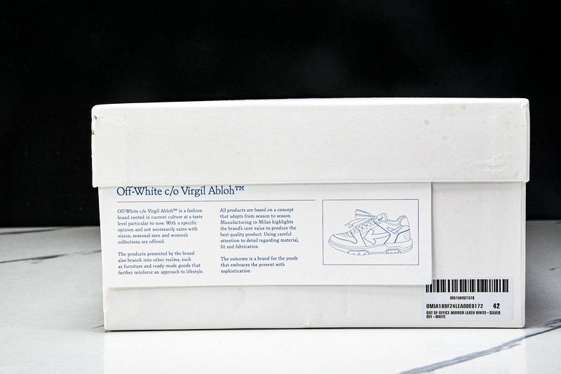 Off-White c/o Virgil Abloh
