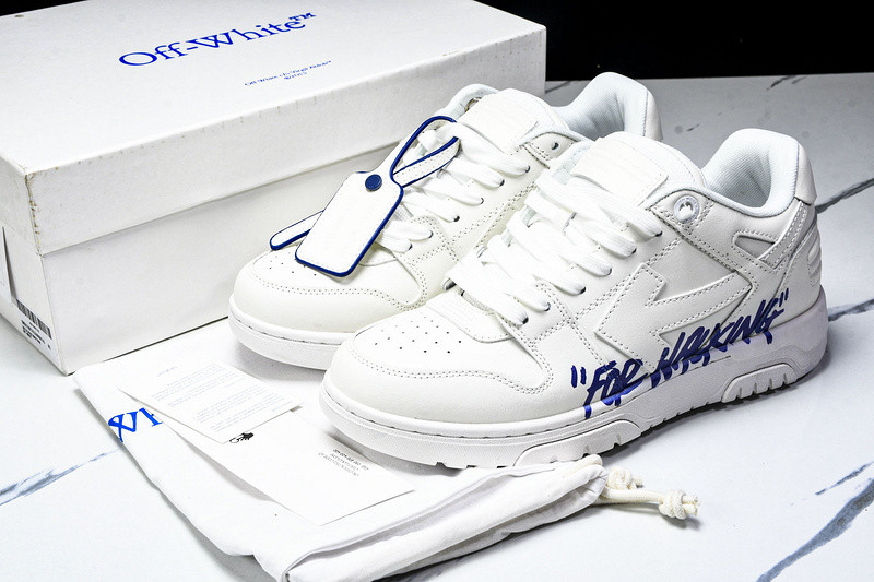 Off-White c/o Virgil Abloh