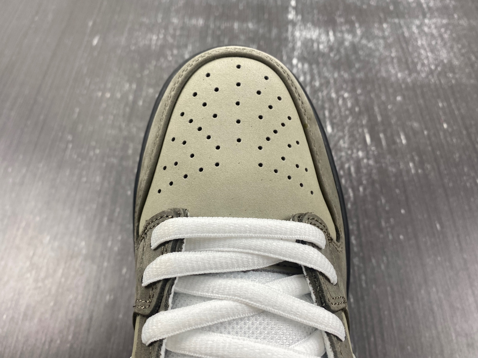 Nike Dunk Low " Grey Lobster" BV1310-105