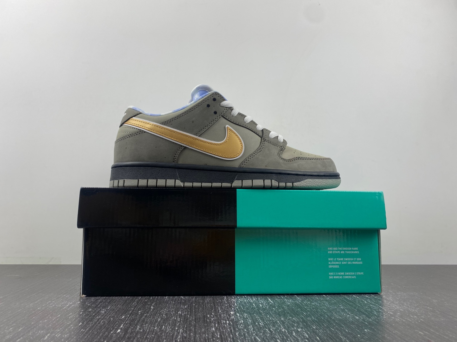 Nike Dunk Low " Grey Lobster" BV1310-105