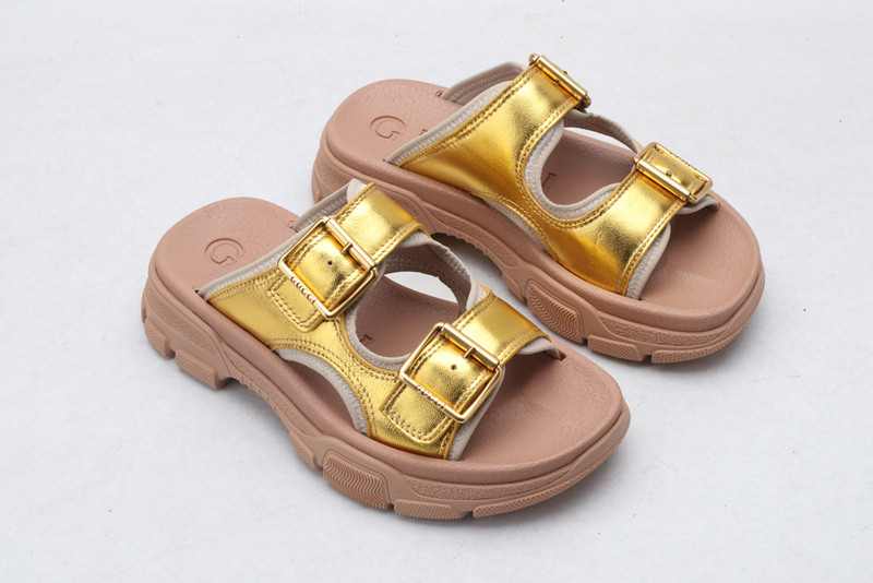 GUC LEATHER SLIDE