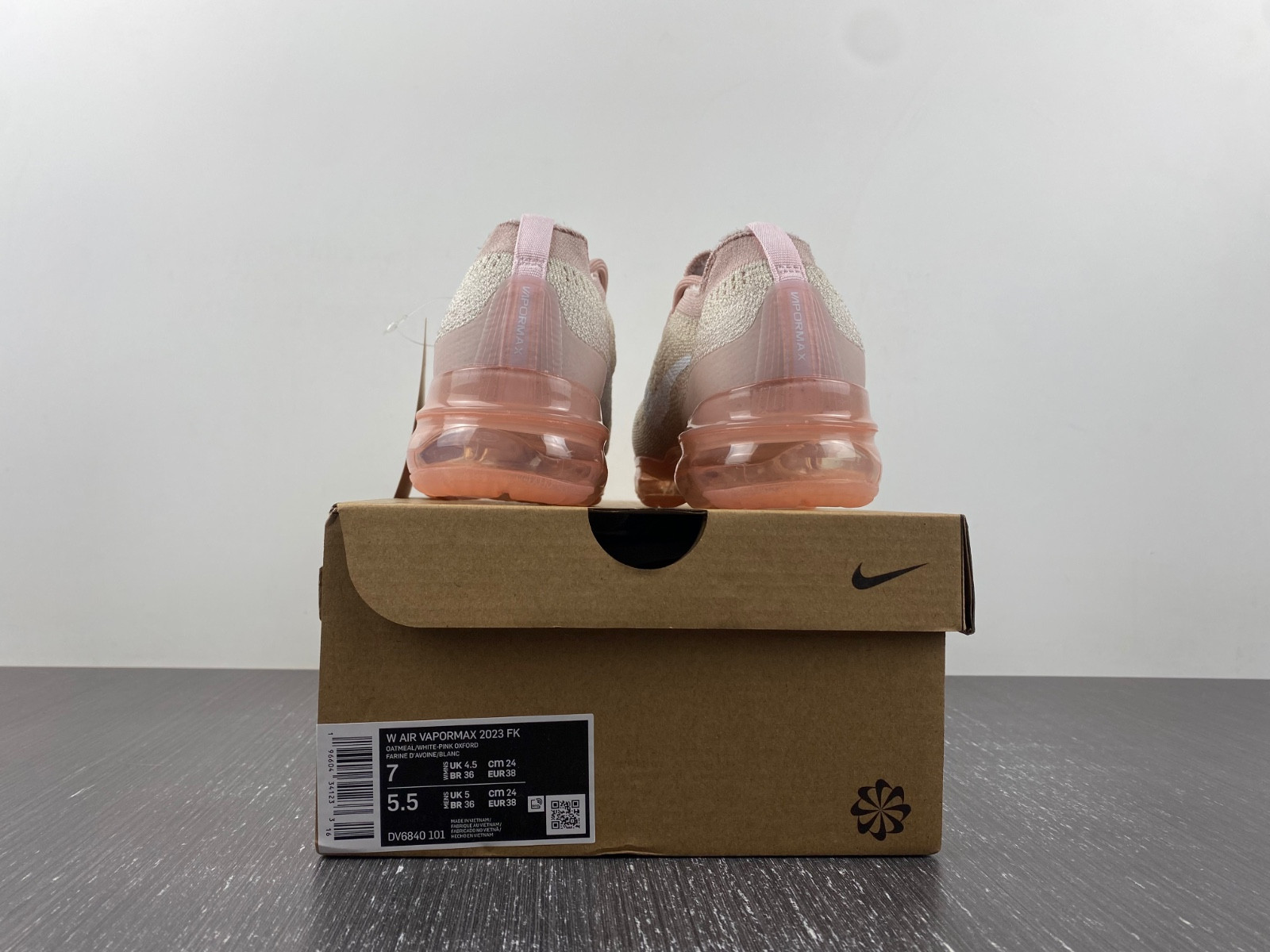 Nike Air VaporMax 2023 Flyknit Oatmeal Pearl Pink DV6840-101
