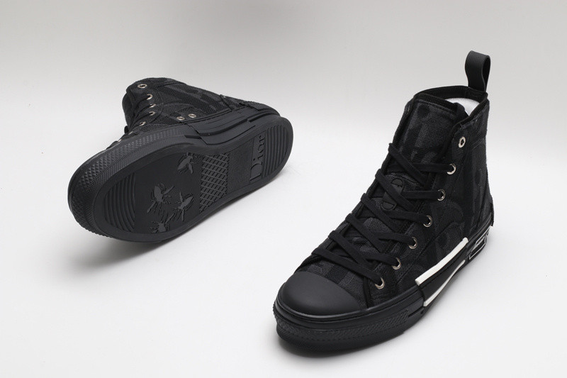 D B23 HIGH-TOP SNEAKERS