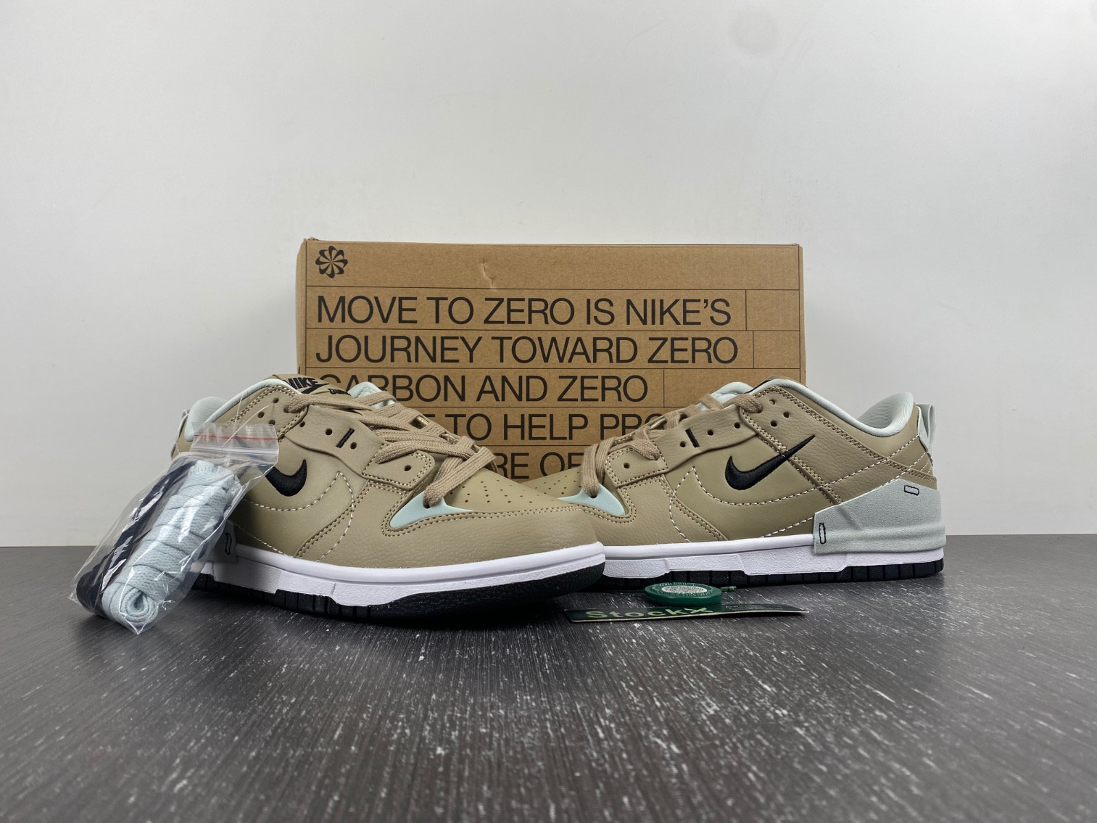 Nike WMNS Dunk Low Disrupt 2 Tan DV4024-200