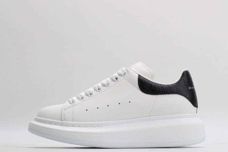 ALEXANDER MCQUEEN SNEAKER