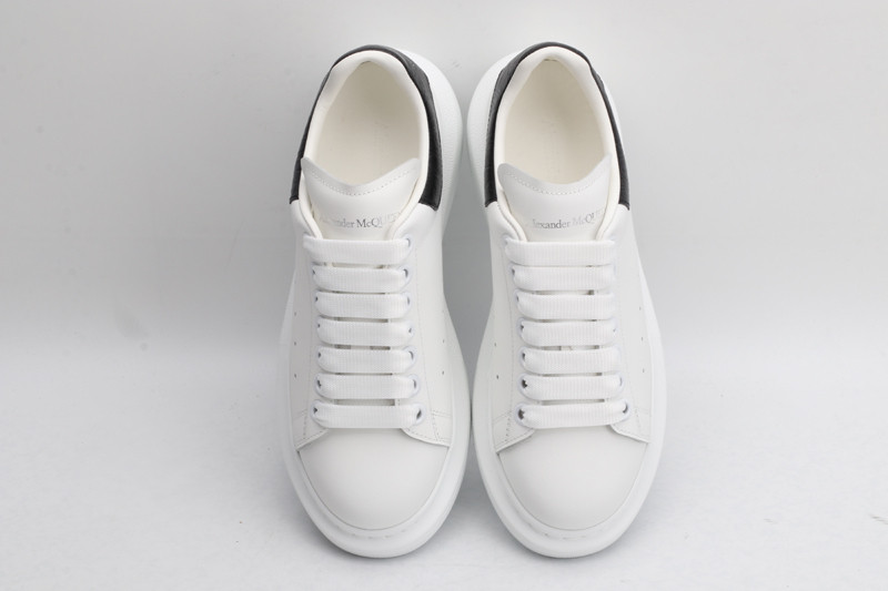 ALEXANDER MCQUEEN SNEAKER
