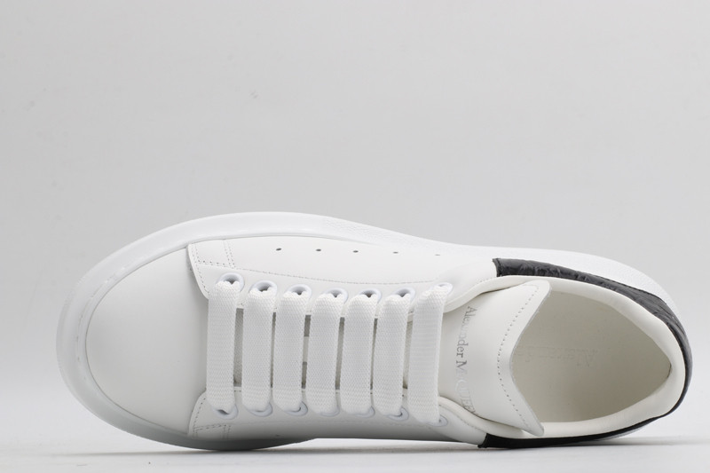 ALEXANDER MCQUEEN SNEAKER