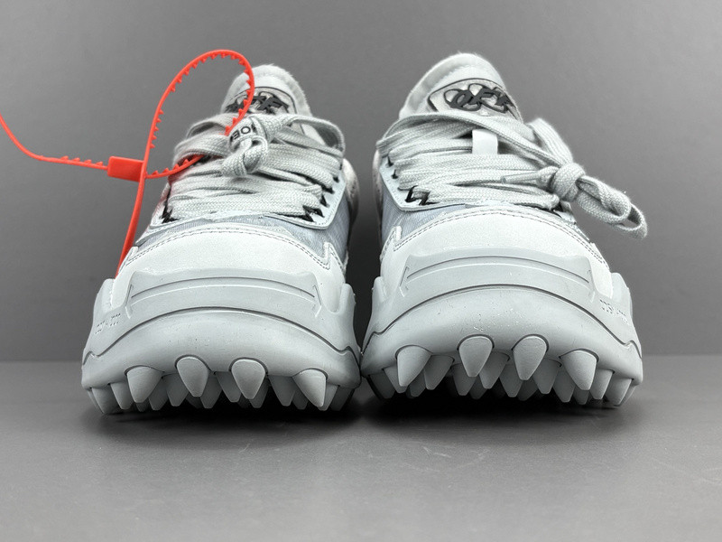 OW C/O ODSY-1000 SPORTS SHOES