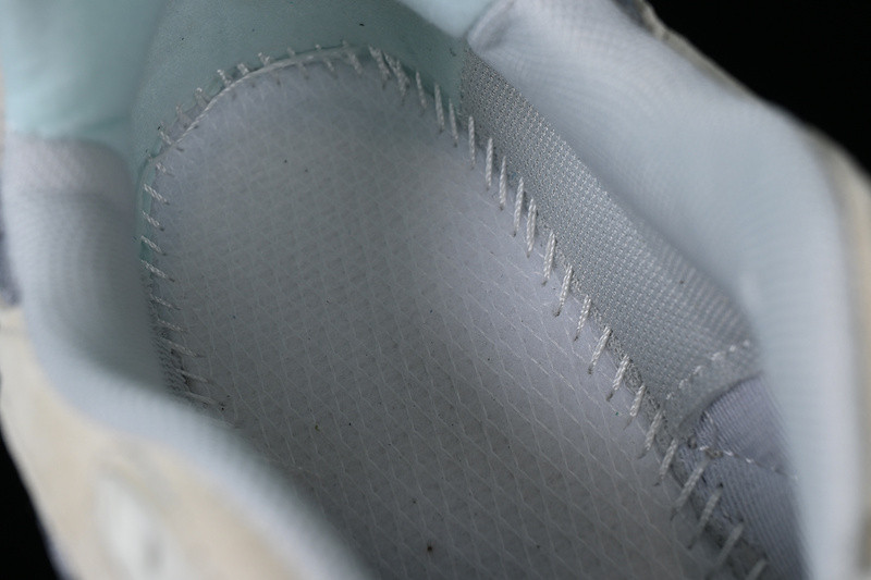 New Balance 9060 Bricks & Wood U9060BW1