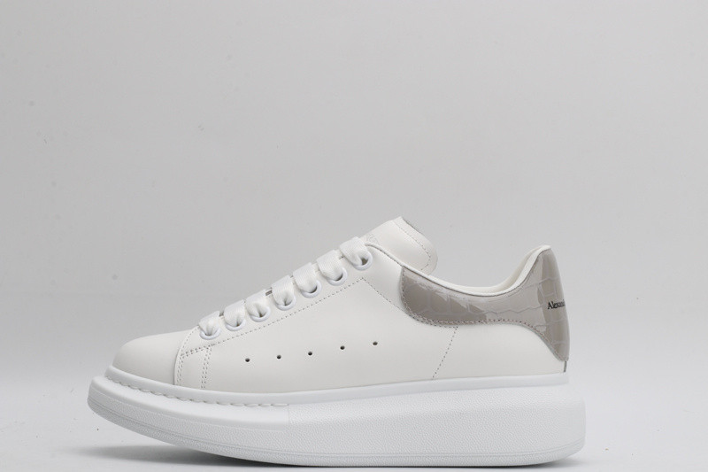 ALEXANDER MCQUEEN SNEAKER