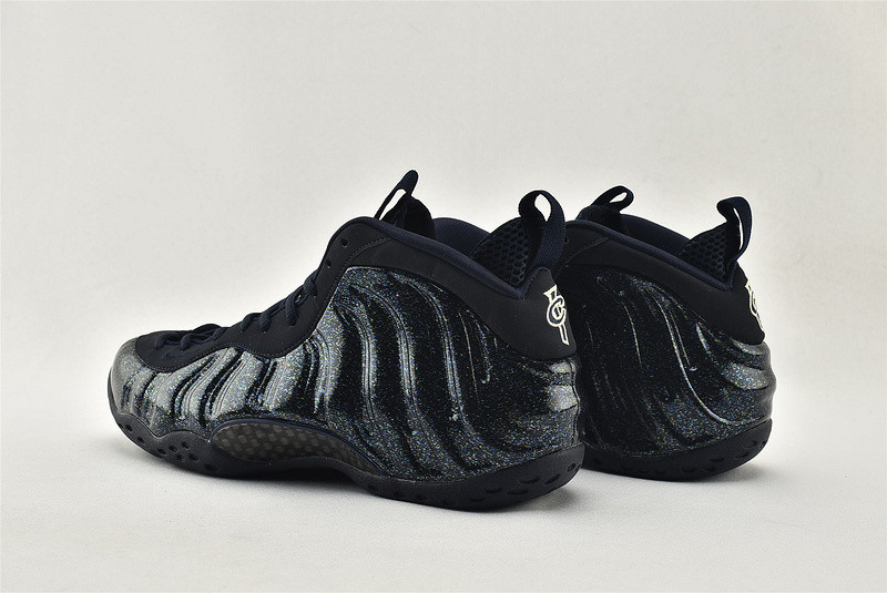 (WMNS) Nike Air Foamposite One 