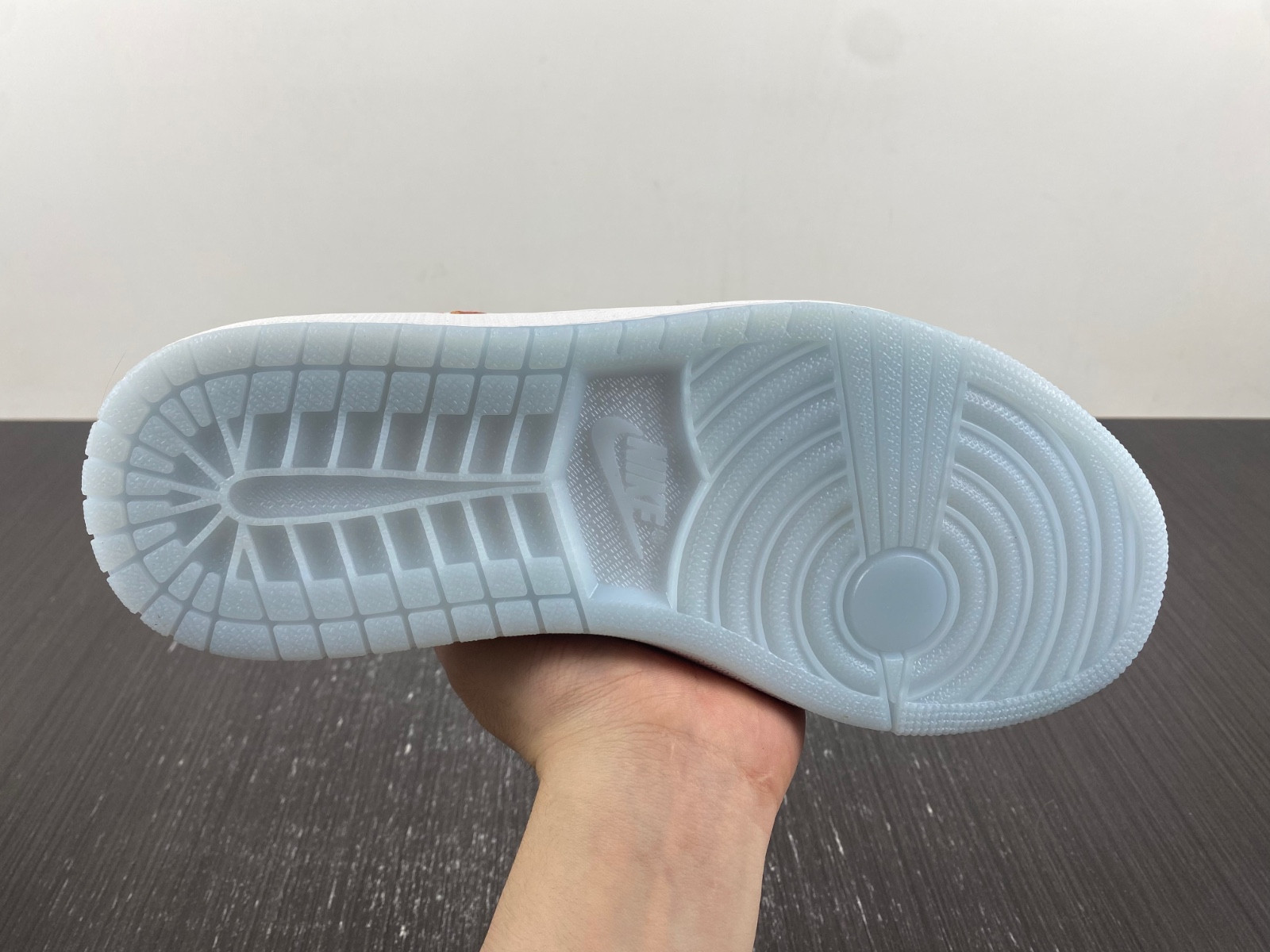 Air Jordan 1 Low Philippines FN8901-164