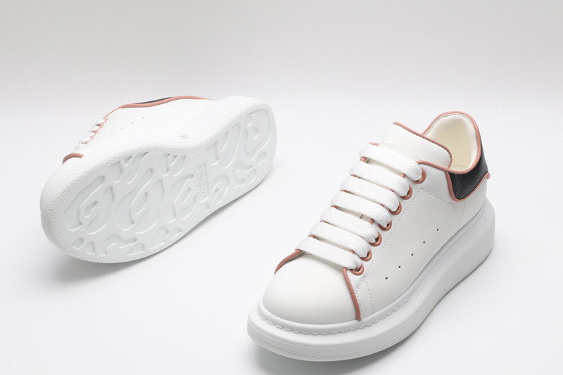 ALEXANDER MCQUEEN SNEAKER