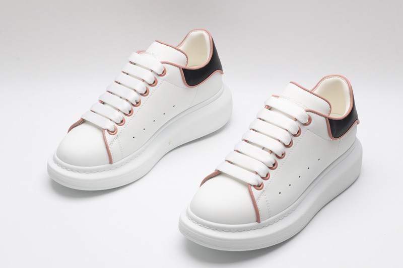 ALEXANDER MCQUEEN SNEAKER