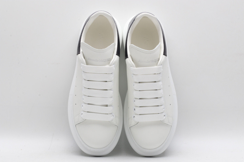 ALEXANDER MCQUEEN SNEAKER