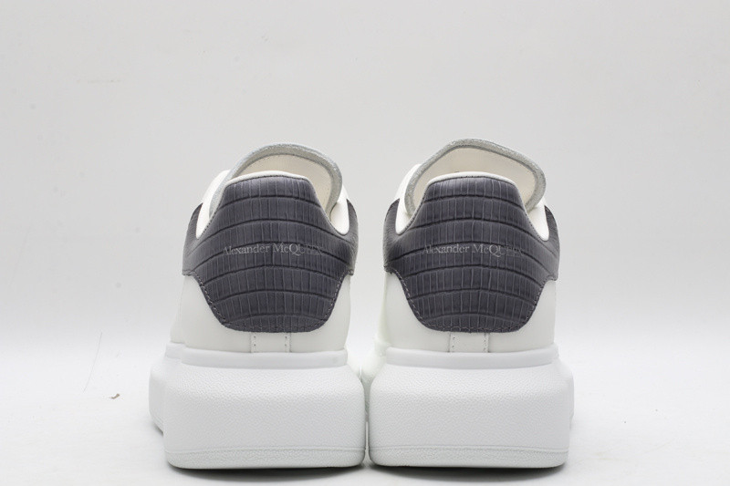 ALEXANDER MCQUEEN SNEAKER