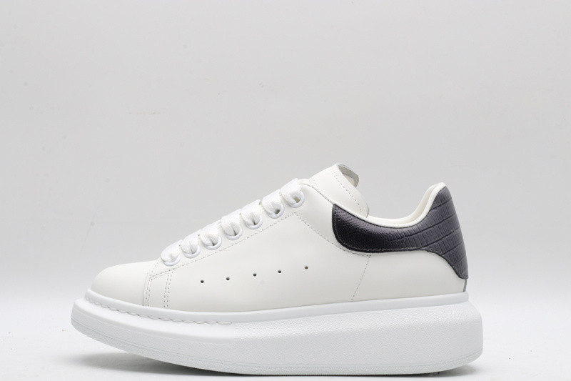 ALEXANDER MCQUEEN SNEAKER