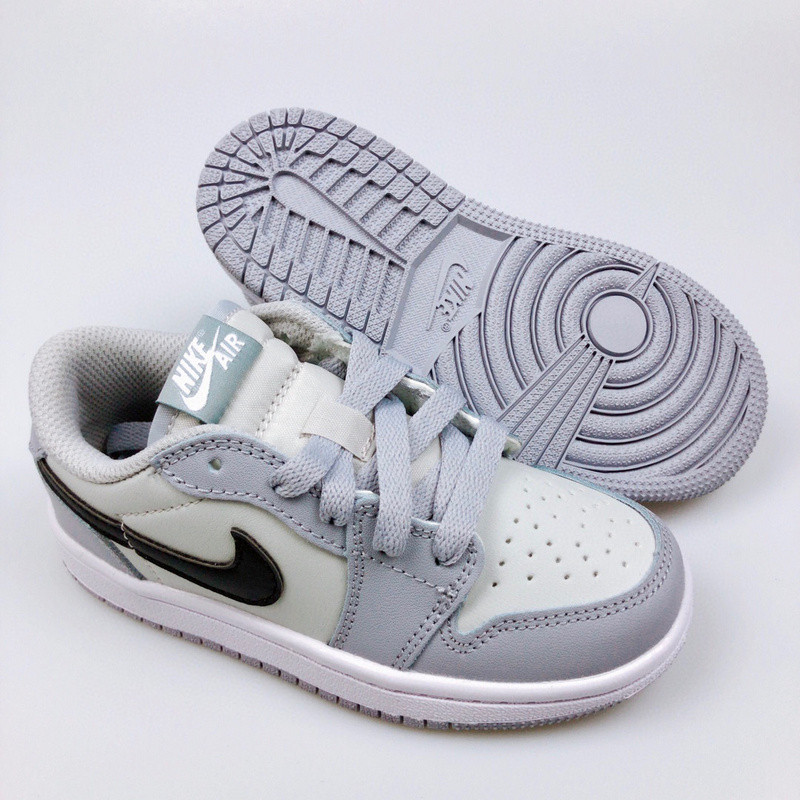 AIR JORDAN 1 KIDS SHOES