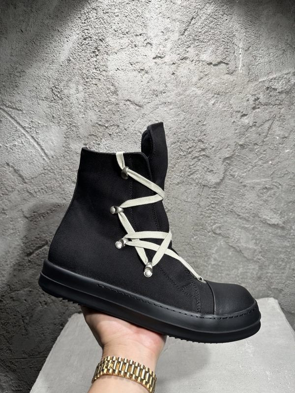RICK 0WENS SNEAKERS