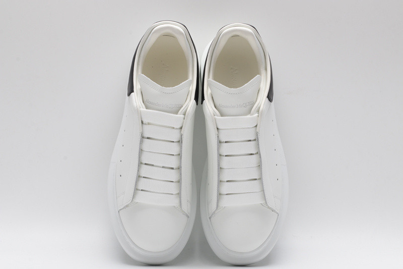 ALEXANDER MCQUEEN SNEAKER