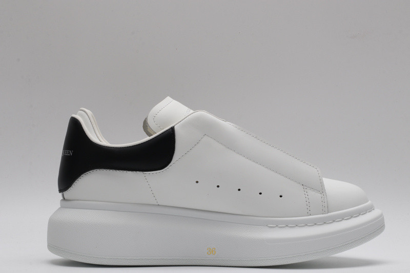ALEXANDER MCQUEEN SNEAKER