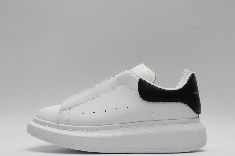 ALEXANDER MCQUEEN SNEAKER