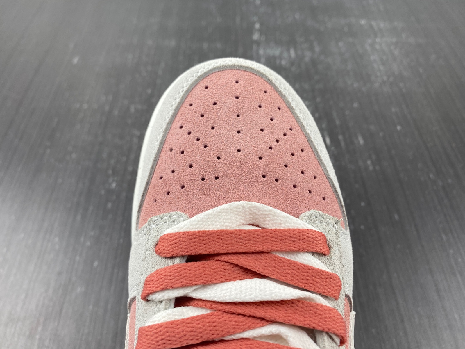 Nike Dunk Low SE DO9457-110