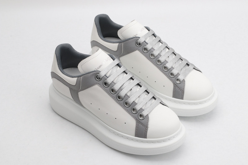 ALEXANDER MCQUEEN SNEAKER