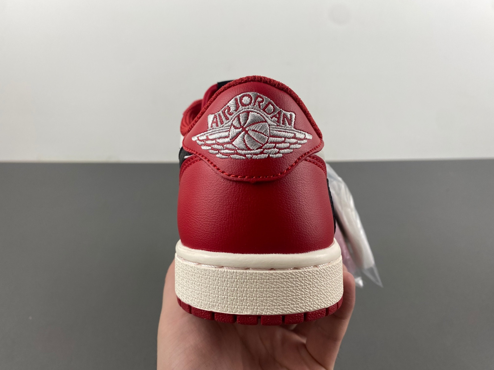 Travis Scott Jordan 1 Low ‘Chicago’ Custom