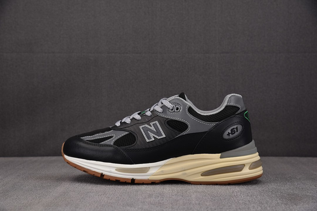 Up There New Balance 991v2 U991UT2