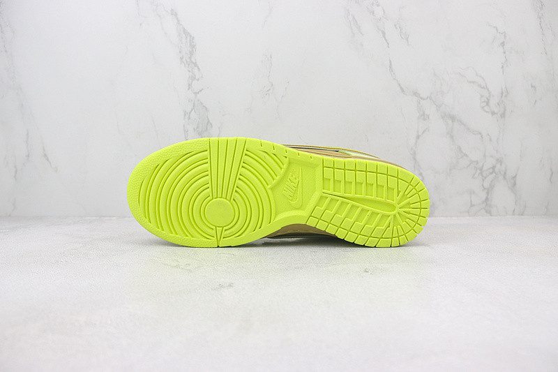 Tagzfootwear X Dunk SB Low BV1310-566