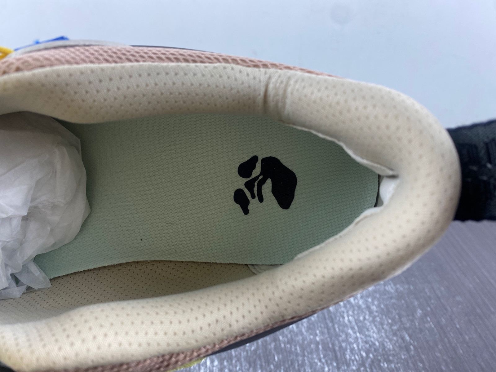 OW C/O ODSY-1000 SPORTS SHOES