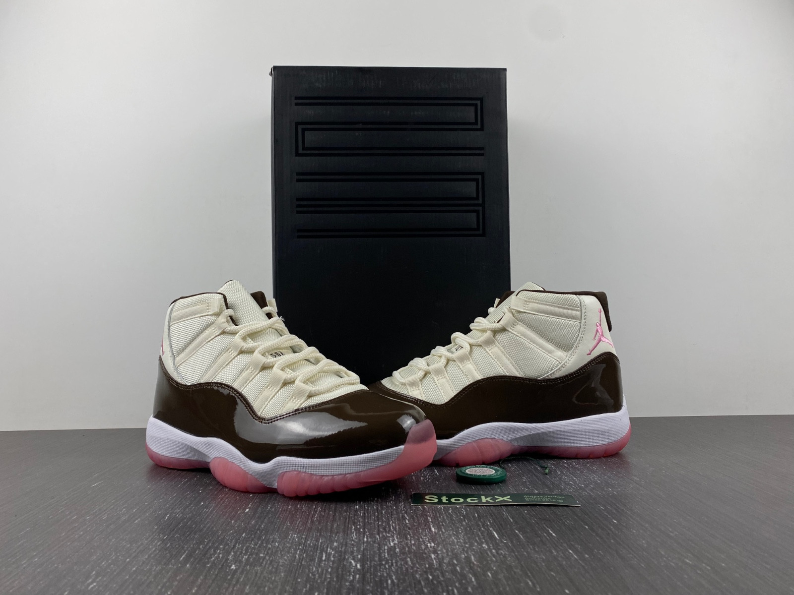 Air Jordan 11 Neapolitan Black Brown Pink White CT8012-126