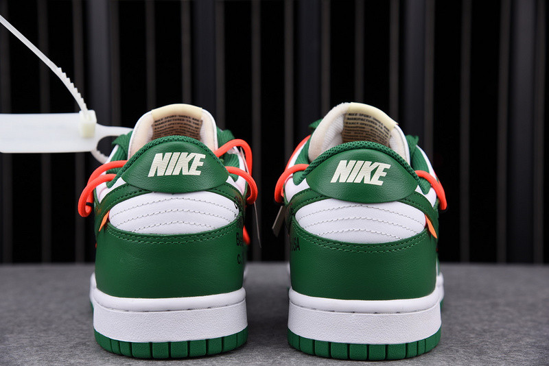 OWF x Nike Dunk Low CT0856-100