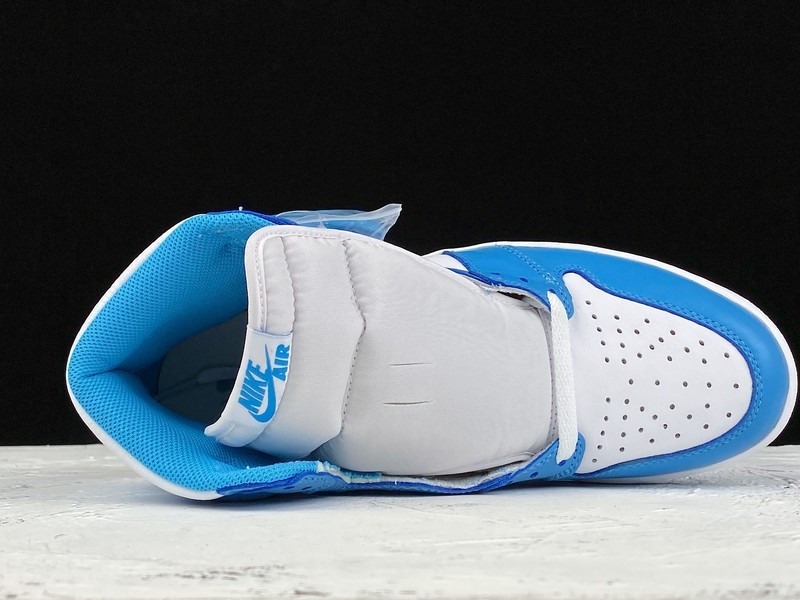 Air Jordan 1 Retro High OG “UNC” 555088-117