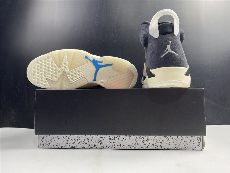 Air Jordan 6 WMNS “Tech Chrome" CK6635-001