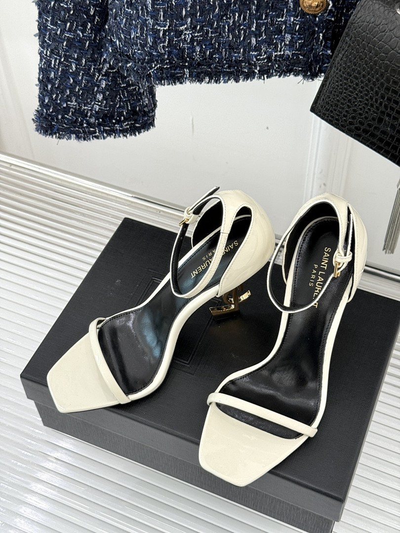 Y51 HEELS