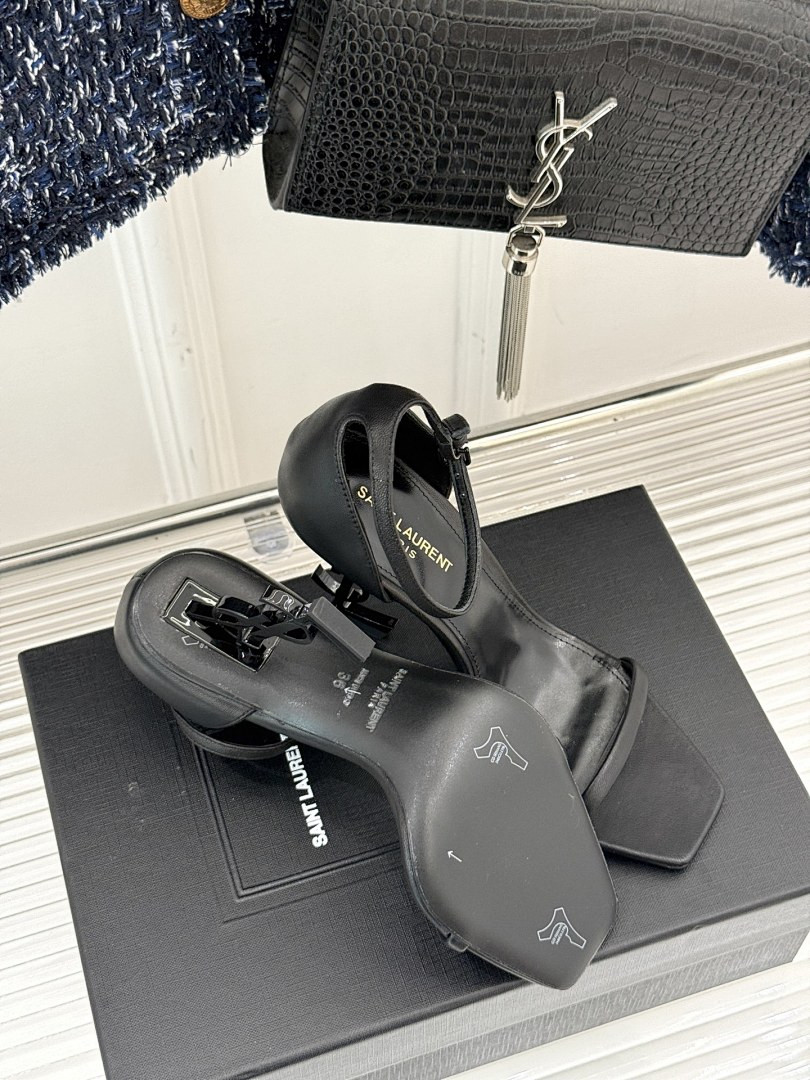 Y51 HEELS