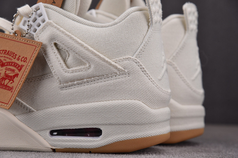 JORDAN 4 RETRO LEVI