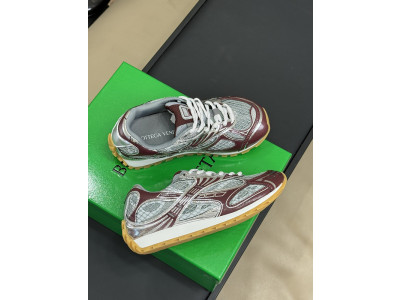 Bo*te*ga ve*ne*ta orbit merlot